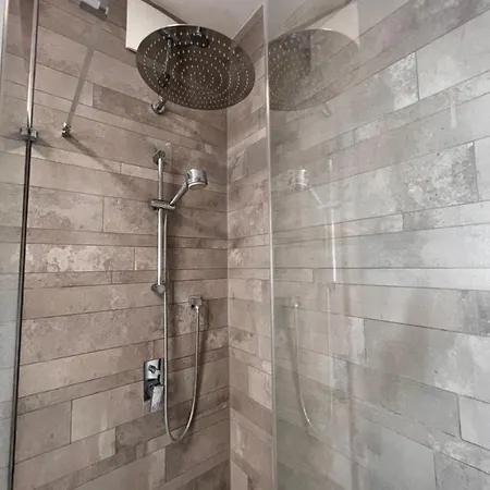 Stayone Luxusapartment Floor 13 * Dusseldorf
